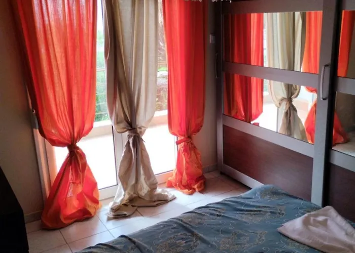 House By The Sea In Villa Nea Plagia