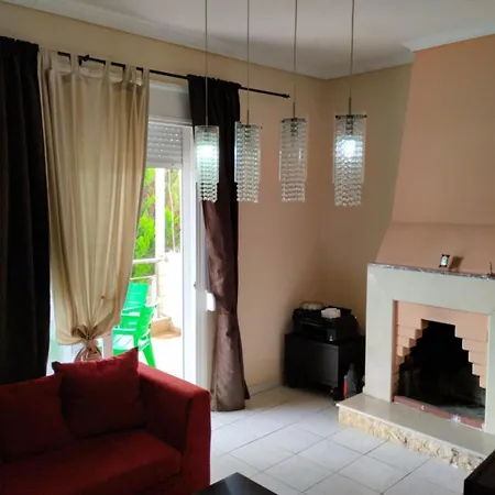 House By The Sea In Willa